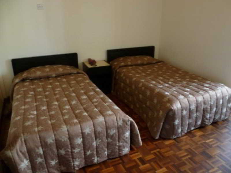 Country Lodge Resort Бринчанг Екстериор снимка